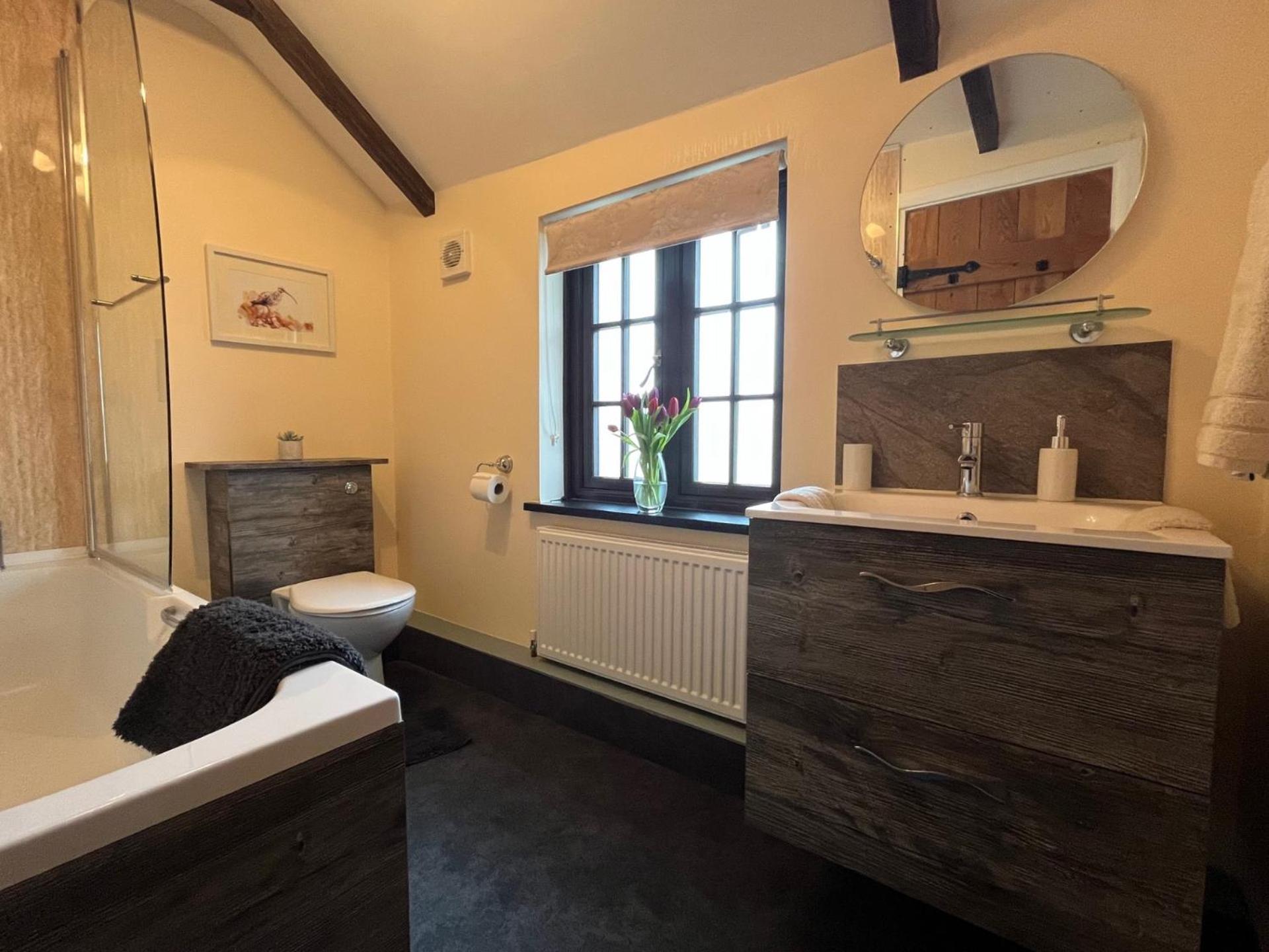 Maple & Beech Barns Apartment Truro Luaran gambar