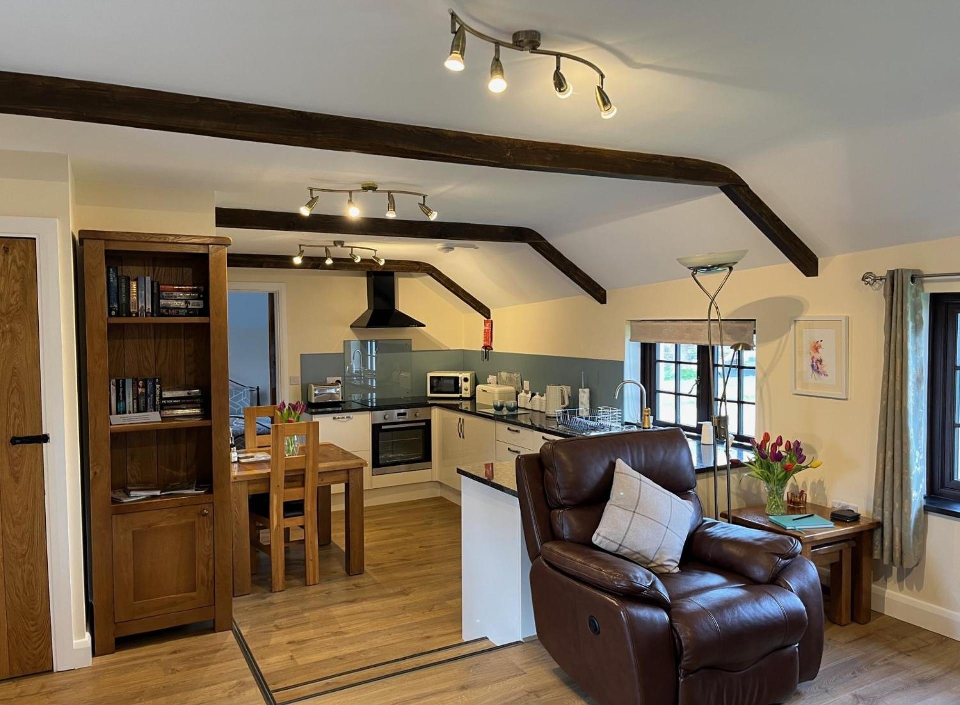 Maple & Beech Barns Apartment Truro Luaran gambar